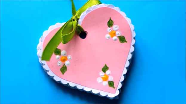Нежное ромашковое сердечко-валентинка из бумаги