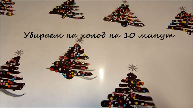 Новогоднее пирожное Снежная Елочка без выпечки с печеньем и творогом